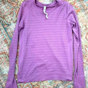 Lululemon Swifty Breathe Long Sleeve Size 4